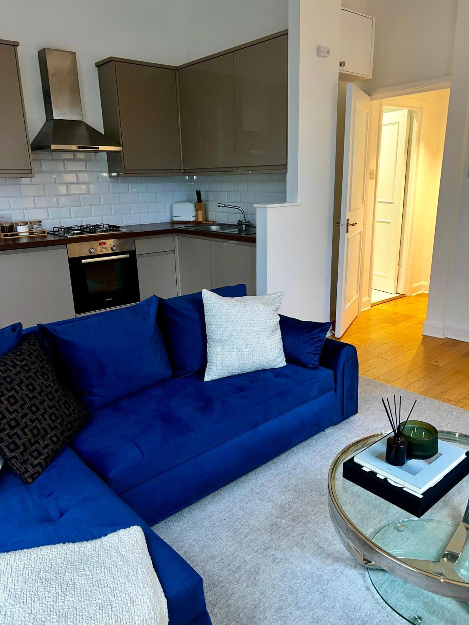 Stylish One Bedroom Apartment In The Heart Of Angel Лондон Екстериор снимка